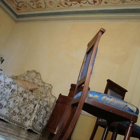 Castello Degli Angeli Hotel Carobbio degli Angeli Phòng bức ảnh