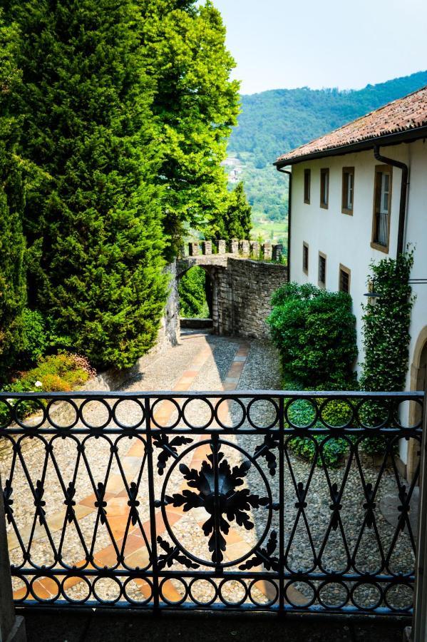 Castello Degli Angeli Hotel Carobbio degli Angeli Ngoại thất bức ảnh