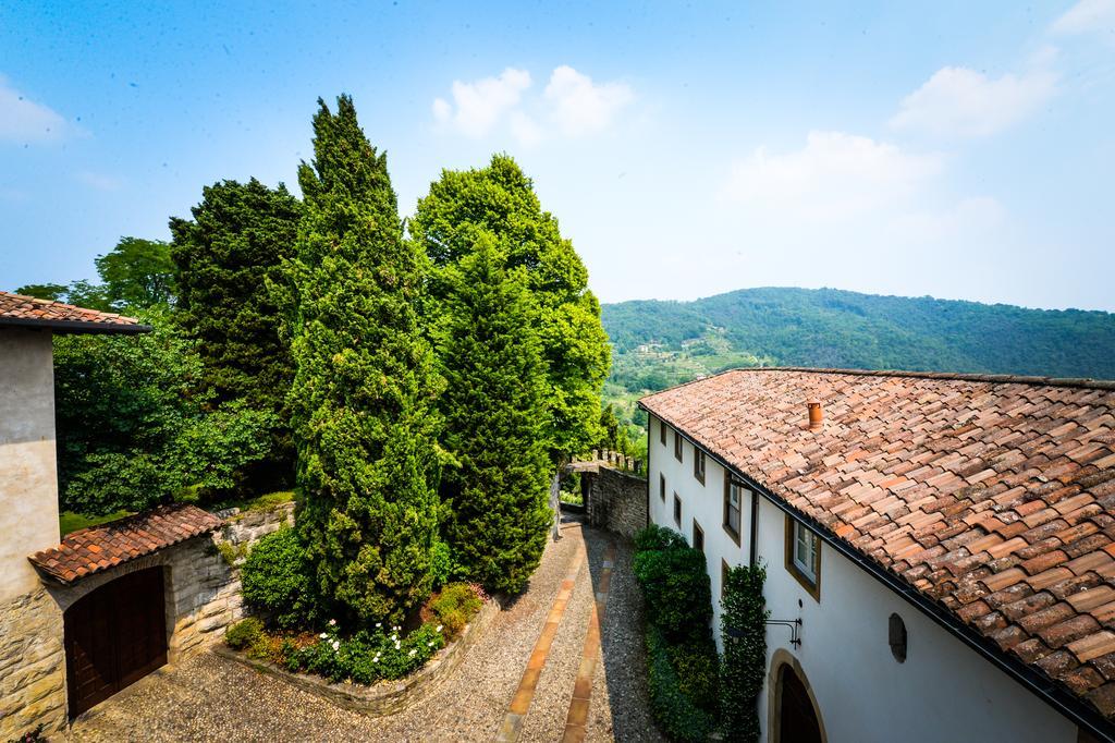 Castello Degli Angeli Hotel Carobbio degli Angeli Ngoại thất bức ảnh