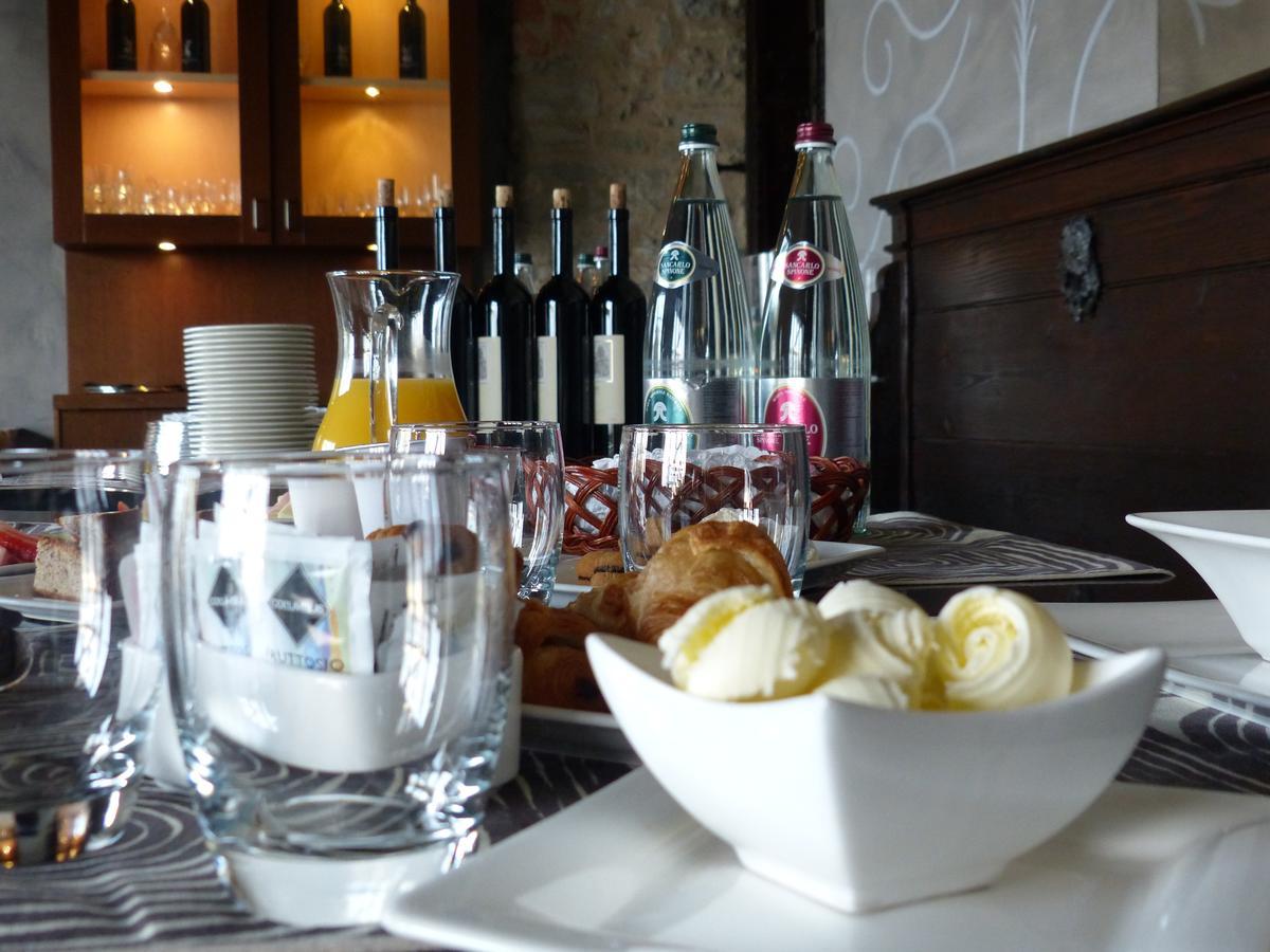 Castello Degli Angeli Hotel Carobbio degli Angeli Ngoại thất bức ảnh
